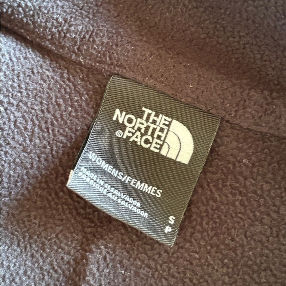 The North Face Women's Small Black Fleece Half Zip Jacket With Embroidered Logo - Picture 6 of 6